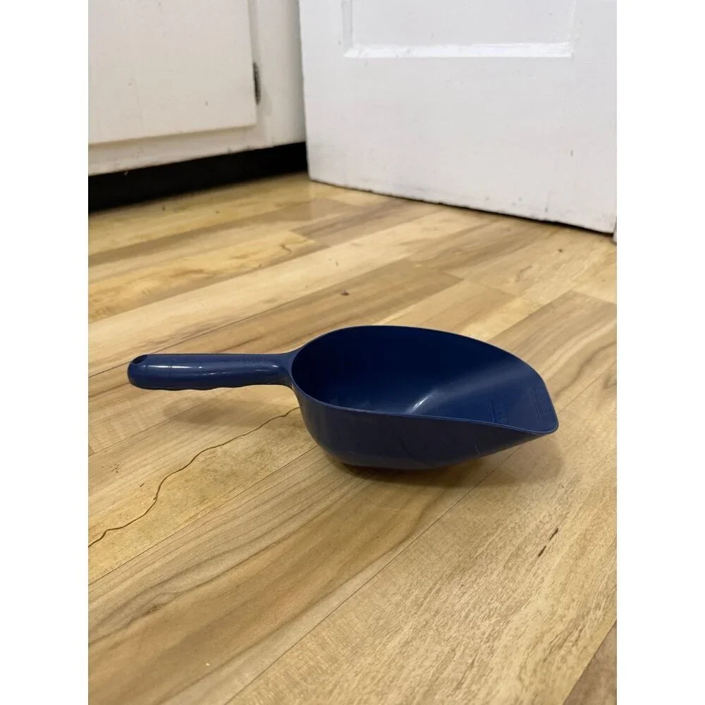 Blue Plastic Kitchen Scoop with Handle